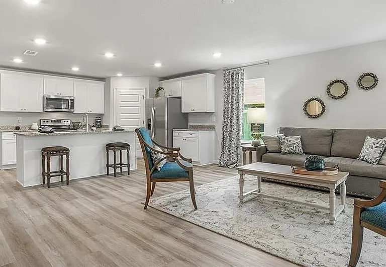 10555 Lowell St W — Photo 18