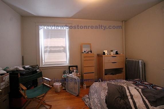 2nd image of 88 Washington St #A33