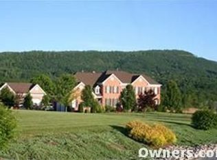 207 S Hatcher Dr, Front Royal, VA 22630