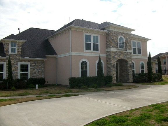 2nd image of 4711 Creek Point Ln