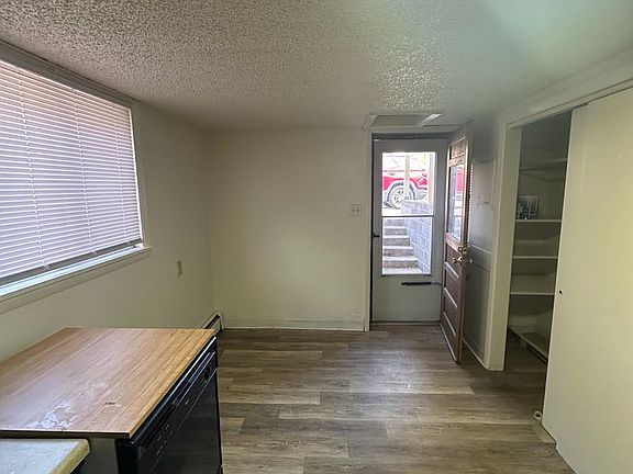 3rd image of 1017 Cranford Pl #1/2