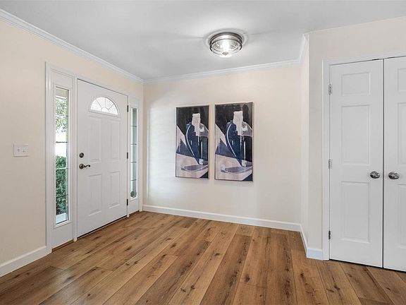 3rd image of 13284 Gateroyal Dr