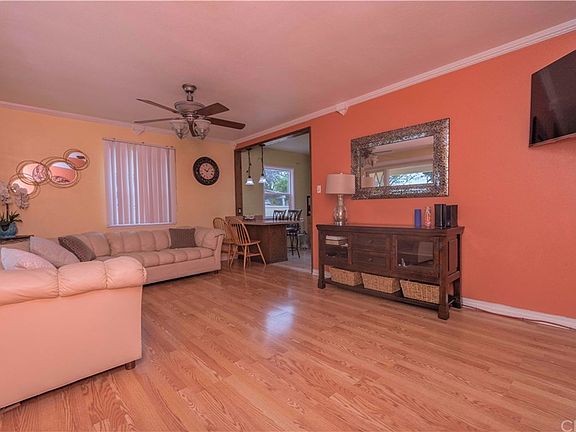 5th image of 7619 Manzanar Ave