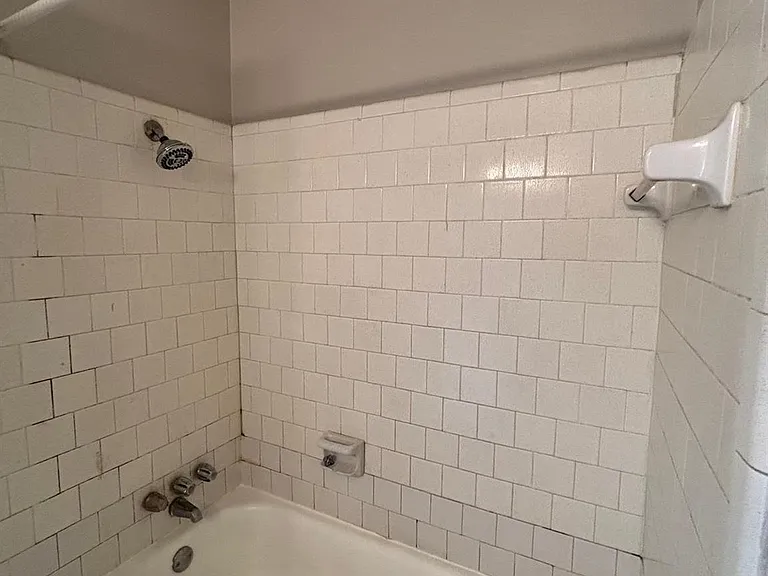 2710 Briarhurst Dr #5 — Photo 20