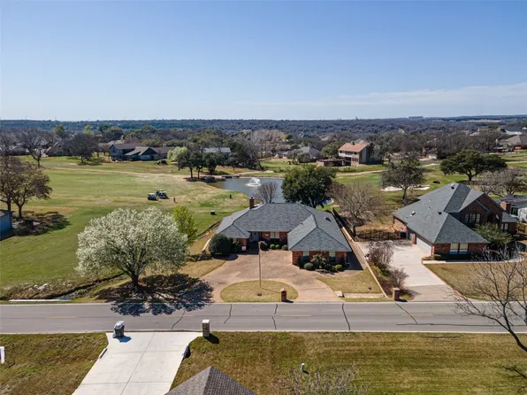 8810 Bellechase Rd, Granbury, TX 76049