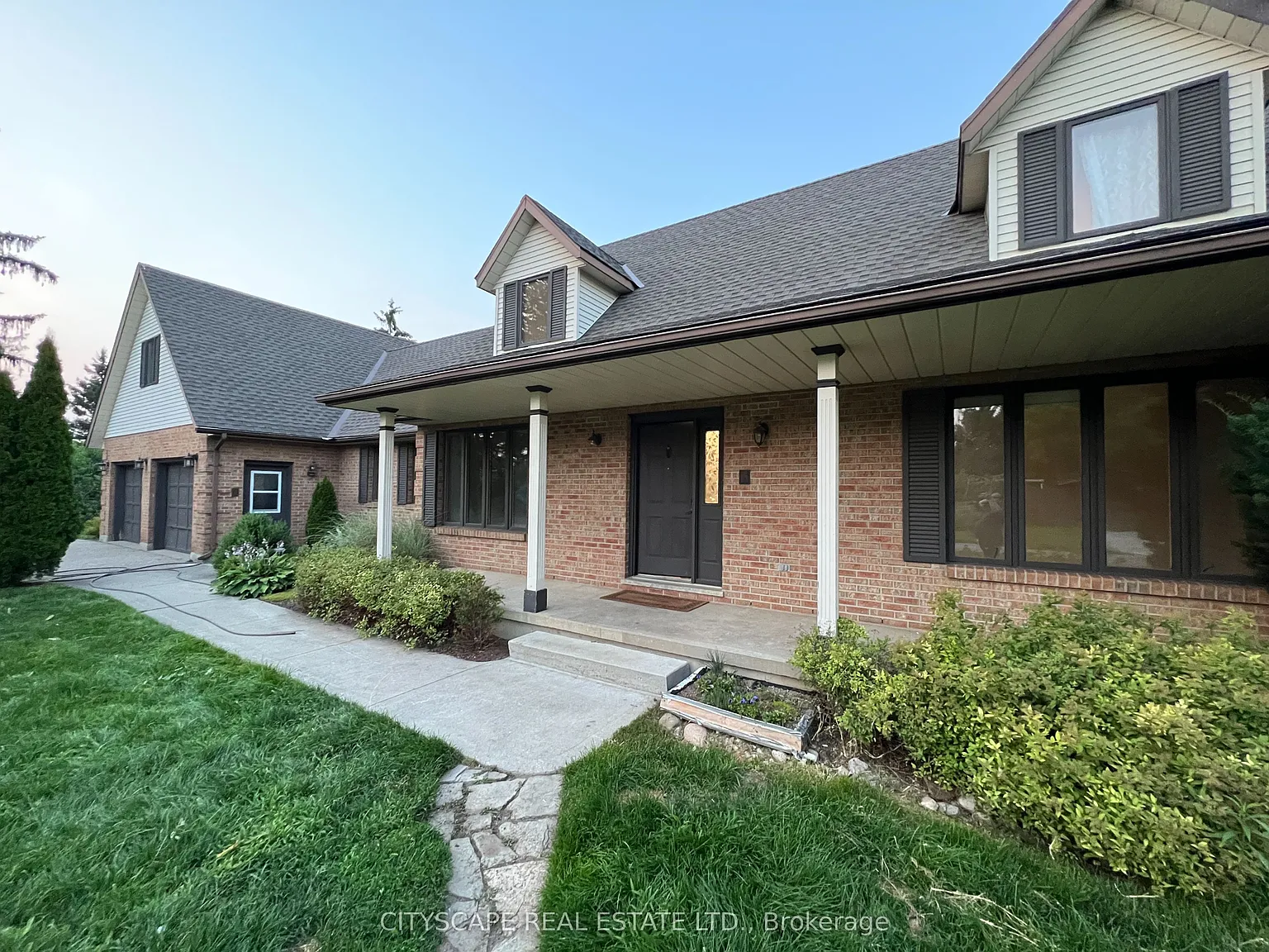 3 bed, $1,500 — Photo 2