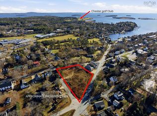 48 Valley Rd, Chester, NS B0J 1J0