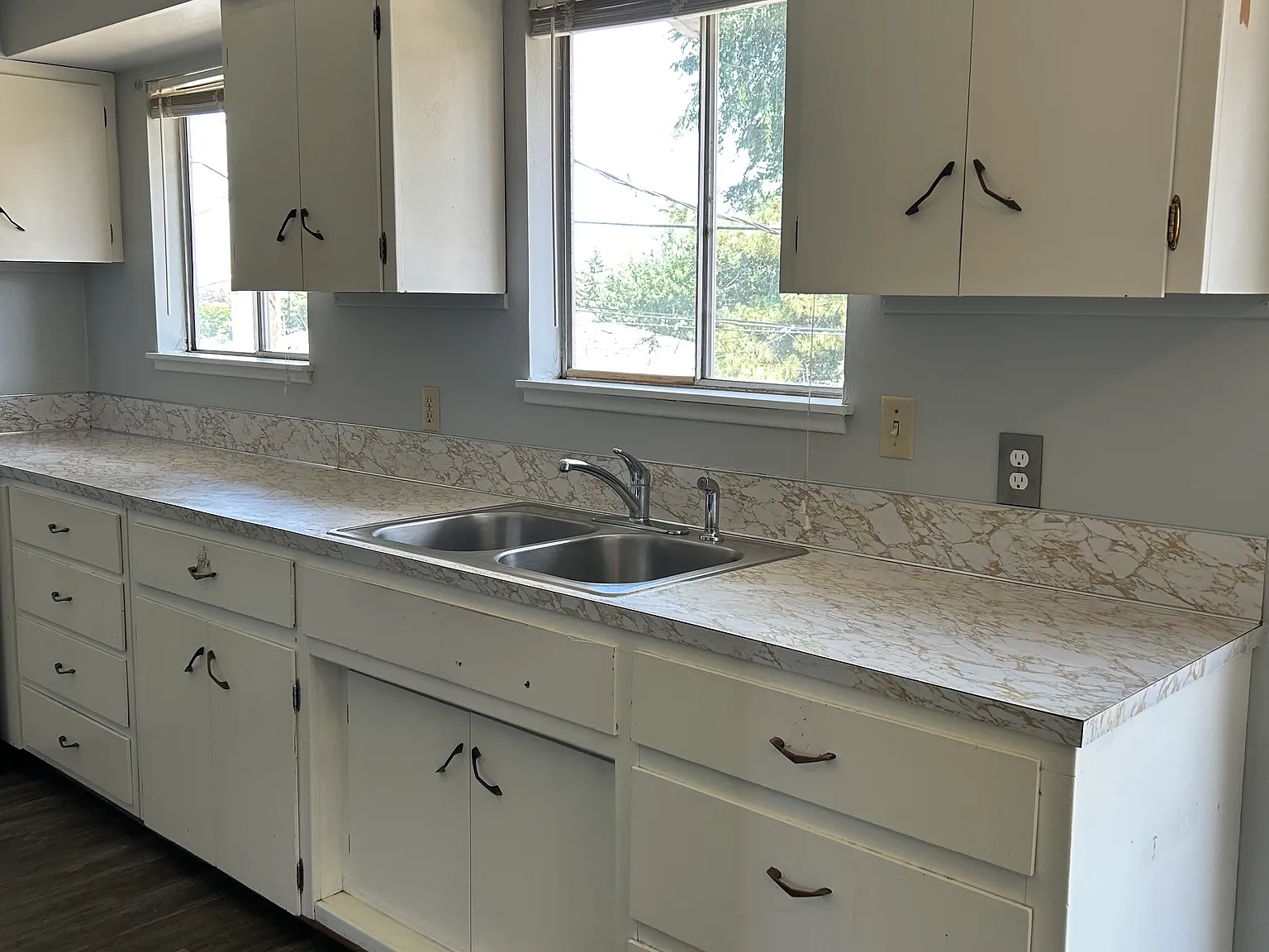 3 bed, 1500 sqft, $1,650 — Photo 1
