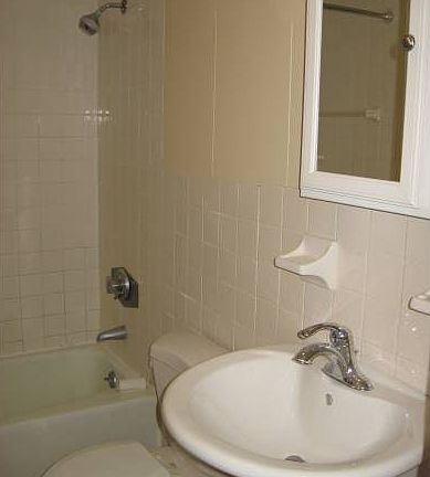 5th image of 100 Fountain Ln APT 8