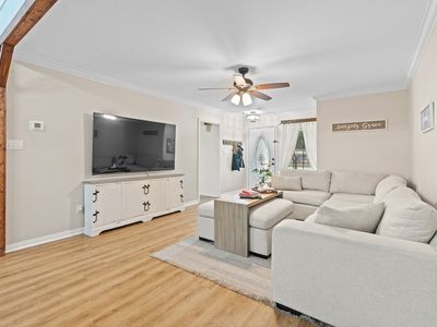 305 College St, Joshua, TX, 76058