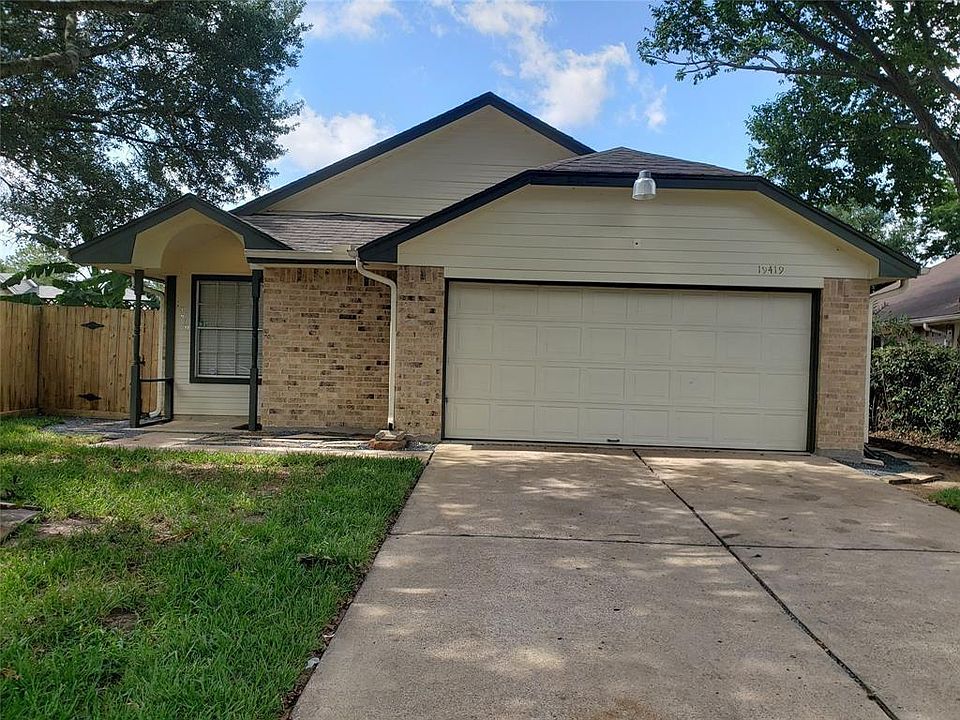 1st image of 19419 Cypress River Dr