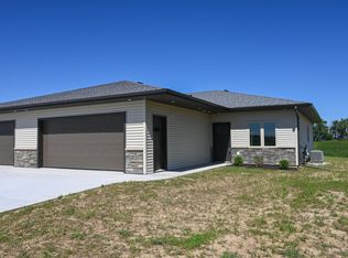 206 Diamond Ct, Wykoff, MN 55990