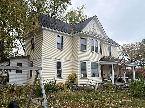 3rd image of 103 W Water St