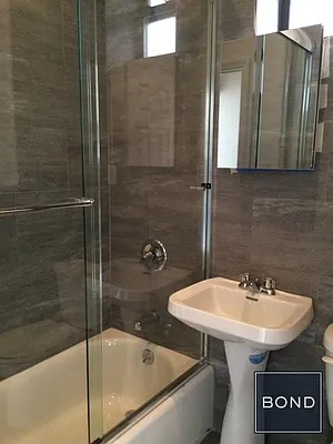 Rented by Bond New York | media 12