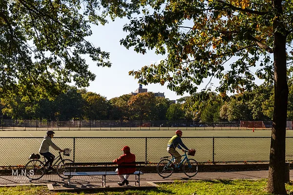 Sold by MNS | media 34