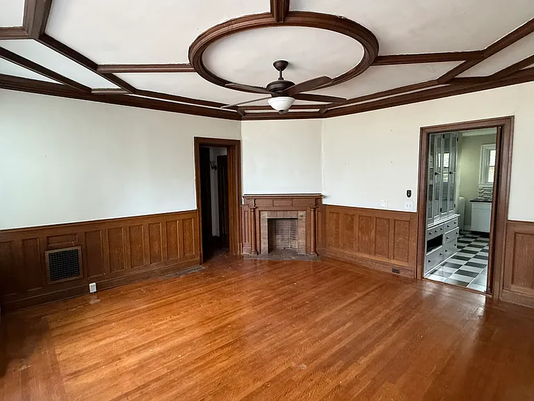 201 Linwood Ave #3 — Photo 4