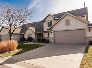 4910 Wildgrass Ln NW, Rochester, MN 55901