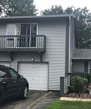 2nd image of 219 Eagle Ct Unit D