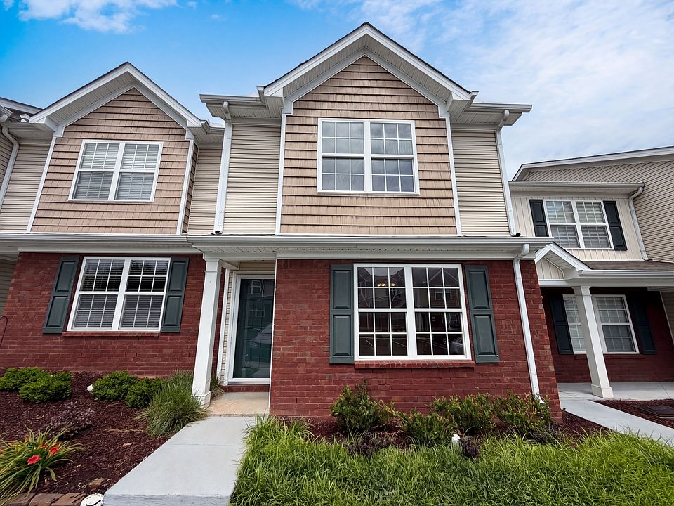 1st image of 2032 Shaylin Loop