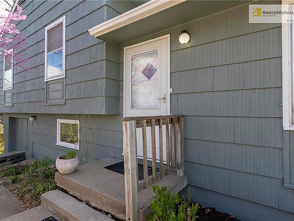 4th image of 6945 Manchester Ave