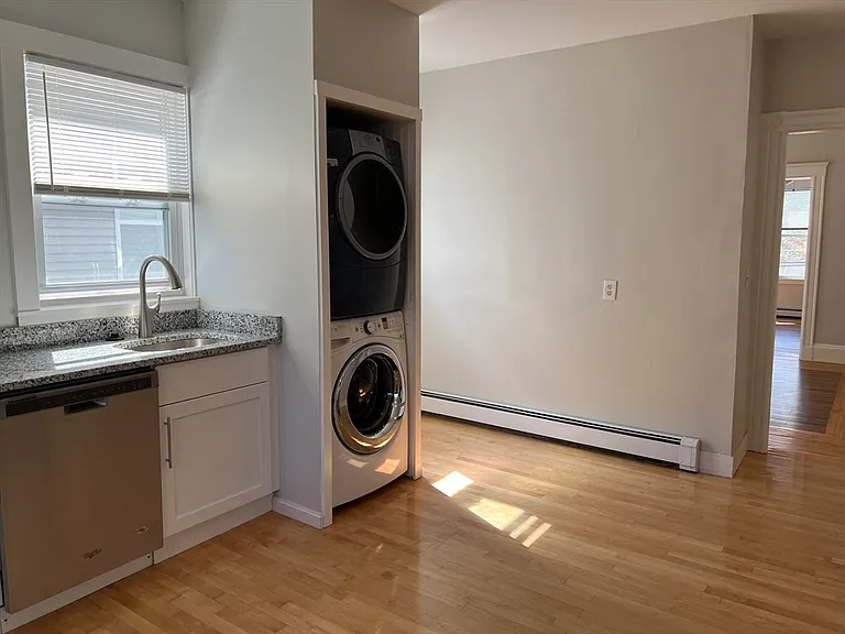 96 Bristol Rd #2 — Photo 4