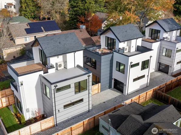 8750 13th Avenue NW #A, Seattle, WA 98117