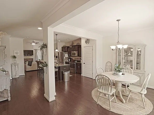 1090 Overlook Dr, Trussville, AL 35173