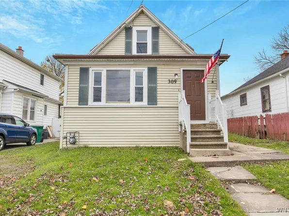 309 78th St, Niagara Falls, NY 14304