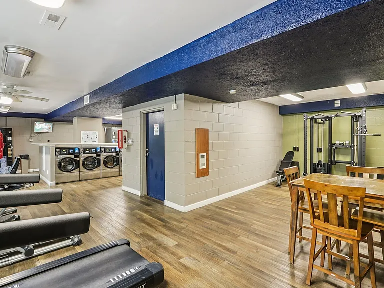Fountain Park Apartments | Specials Available — Photo 17