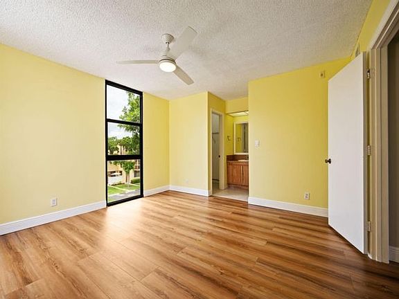 3rd image of 2800 SW 87th Ave APT 1111