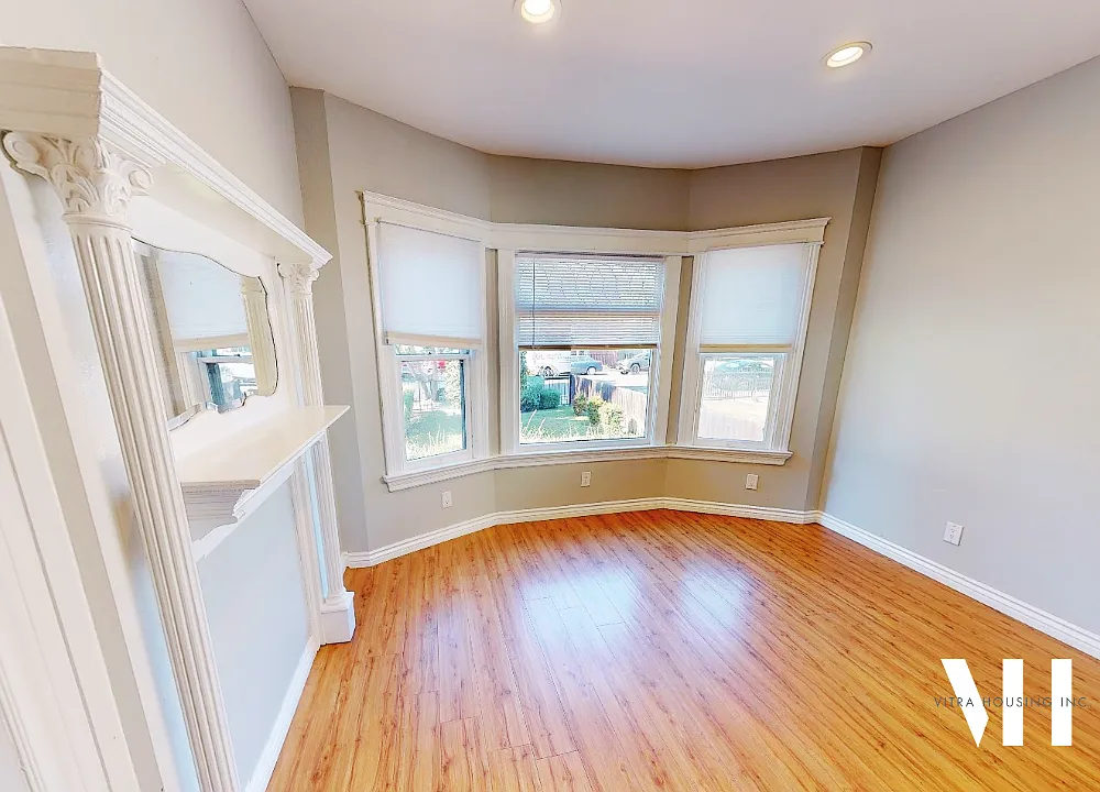 5 bed, 1388 sqft, $7,499 — Photo 4