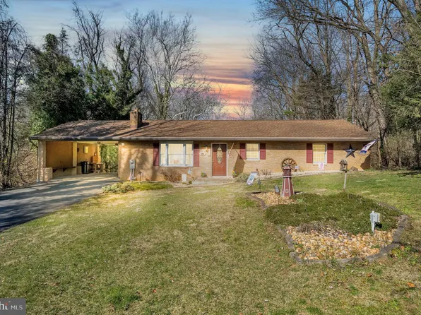 10 Wye Oak Dr, Funkstown, MD 21734