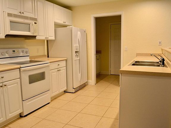 4th image of 1816 Sandhill Crane Dr