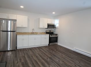 Beautifully Remodeled And Completed 1 Bedroom Apartment. Free Month Of Rent!*, Ravena, NY 12143