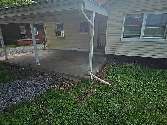 2nd image of 819 Rockwood Hts