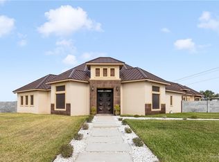 1049 Navajo Dr, Rio Grande City, TX 78582