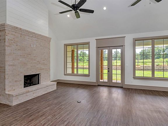 4th image of 4222 Savannah Hills Ln