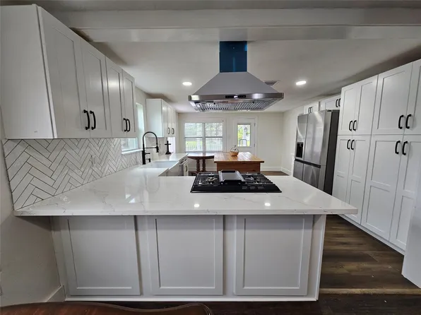 2509 Randolph Rd, Pasadena, TX 77503
