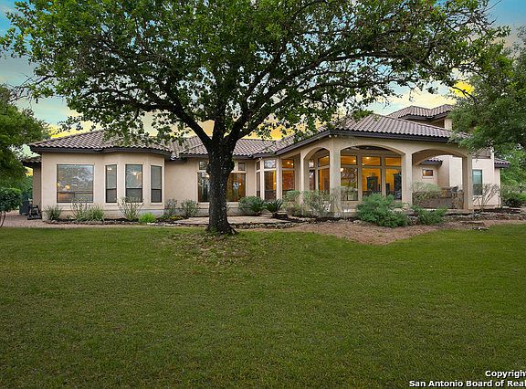 3rd image of 31309 Keeneland Dr