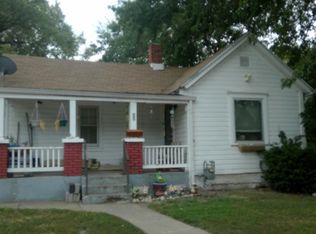 541 NE Sardou Ave, Topeka, KS 66608