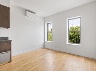 738 E 6th St APT 5D, New York, NY 10009