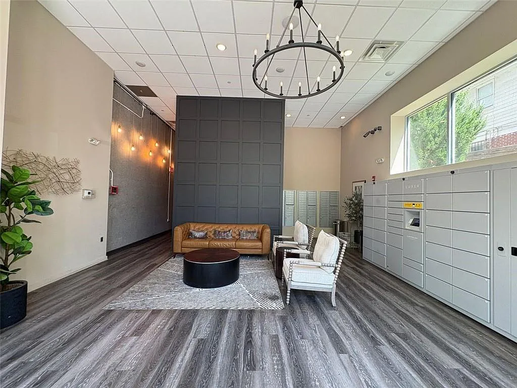 1 bed, 1.0 bath, 657 sqft, $1,500 — Photo 3
