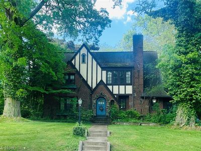 923 Mayfair Rd, Akron, OH, 44303