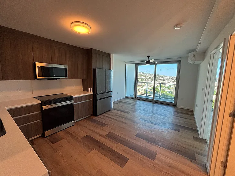 1515 Liona St #2503 — Photo 2