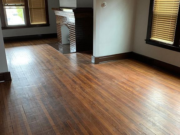 2nd image of 2334 S Park Ave