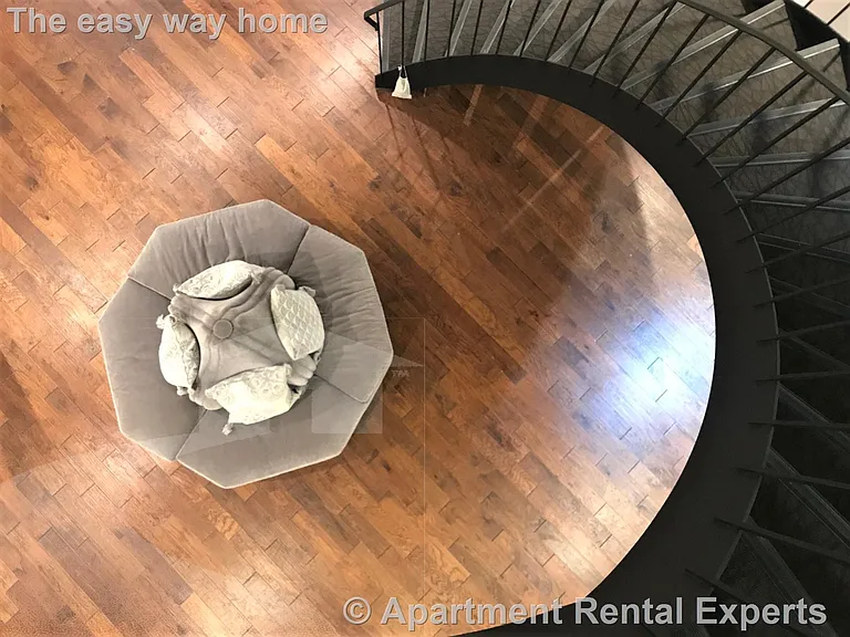 17 Bow St #31 — Photo 3