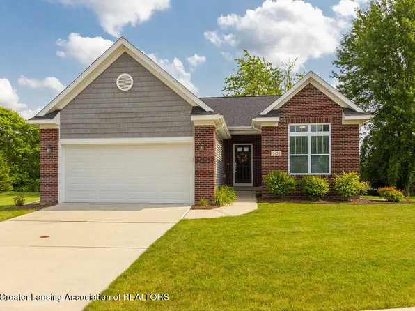 2429 Turning Leaf Ln, Okemos, MI 48864