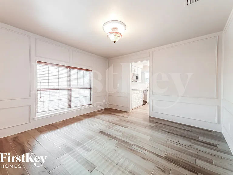 6309 Topaz Way — Photo 5