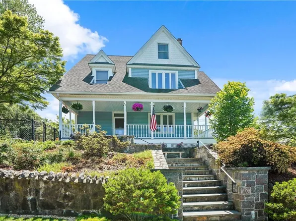 40 Dalton Road, Yonkers, NY 10701