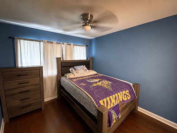 5th image of 2836 Lombard Ave